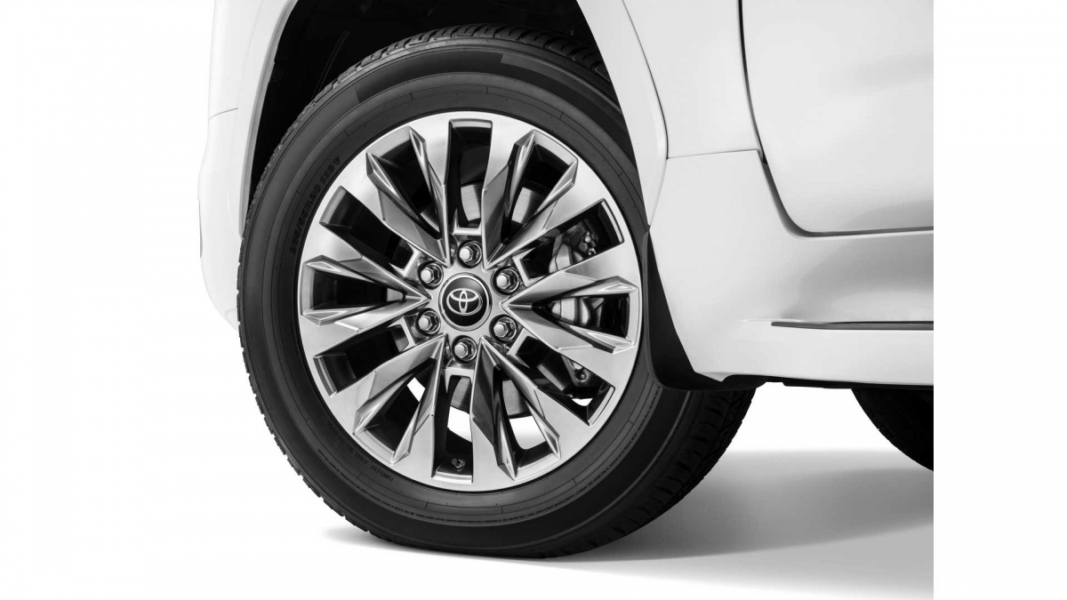 toyota-land-cruiser-2022-ra-mat-thay-doi-toan-dien-tu-ngoai-hinh-noi-that-den-dong-co