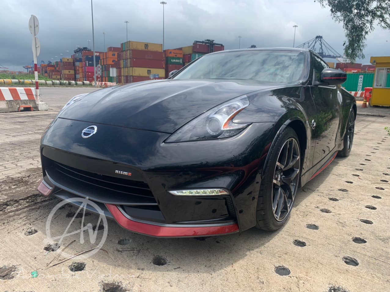 nissan-370z-nismo-hang-hiem-ve-viet-nam-kieu-dang-nho-gon-dong-co-cong-suat-350-ma-luc