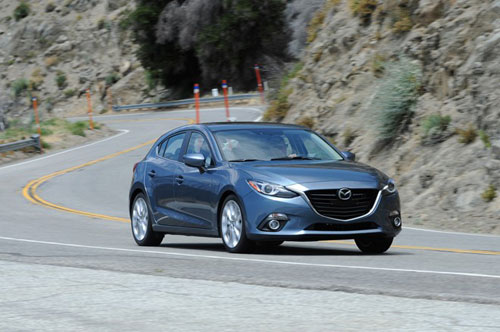 Mazda 3 2014 từng được b&igrave;nh chọn l&agrave; mẫu xe của năm