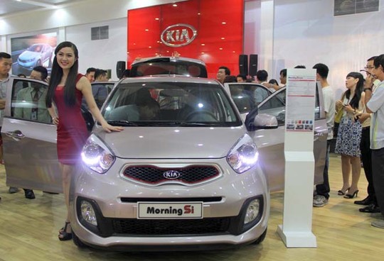 &Ocirc; t&ocirc; gi&aacute; rẻ Kia Morning Si 2015 lu&ocirc;n đảm bảo an to&agrave;n cho người sử dụng