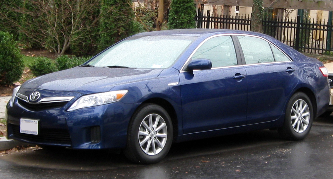 Toyota Camry Hybrid 2010 &ndash; 2011 cũ gi&aacute; 400 triệu