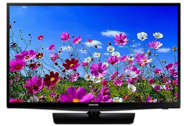 Mẫu tivi LED Samsung gi&aacute; rẻ UA32H4100 đem lại những h&igrave;nh ảnh tự nhi&ecirc;n, trung thực v&agrave; sắc n&eacute;t nhất cho người xem