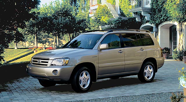 H&igrave;nh ảnh chiếc SUV n&ecirc;n mua nhất khi chọn mua xe &ocirc; t&ocirc; cũ gi&aacute; dưới 200 triệu -Toyota highlander 2004