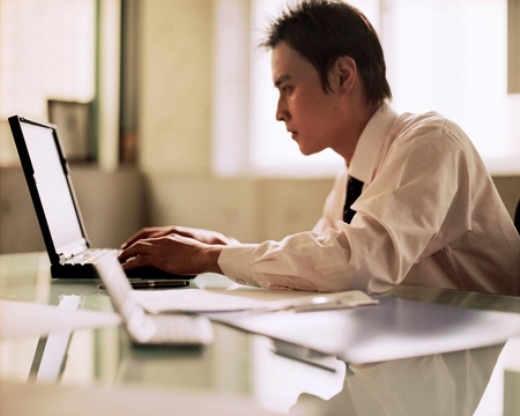 Chuy&ecirc;n gia ph&acirc;n t&iacute;ch phần mềm thuộc danh s&aacute;ch những c&ocirc;ng việc lương cao nhất hiện nay cho người ngại giao tiếp