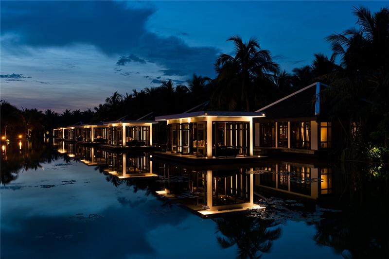Nơi đ&acirc;y l&atilde;ng mạn kh&ocirc;ng thua g&igrave; những kh&aacute;ch sạn, khu nghỉ dưỡng ở khu phố Ch&acirc;u &Acirc;u cổ k&iacute;nh hay Pari hiện đại