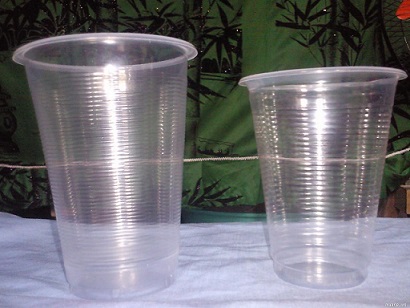 Cốc nhựa d&ugrave;ng một lần c&oacute; thể g&acirc;y ung thư 