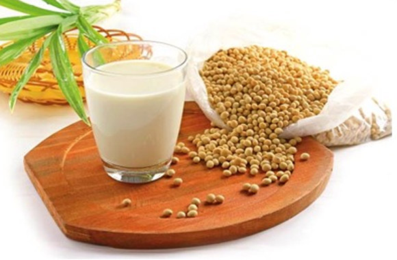 H&atilde;y duy tr&igrave; lượng ti&ecirc;u thụ sữa đậu n&agrave;nh ở mức hợp l&iacute;