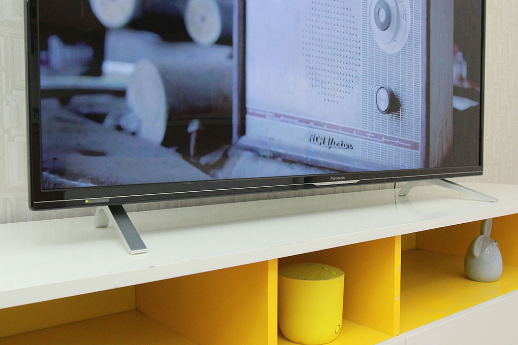 Mẫu TV 4K của Panasonic với thiết kế đẹp v&agrave; gi&aacute; rẻ