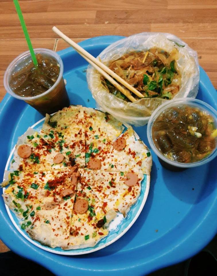Bánh tráng nướng, bánh tráng nướng - Số 48 Hàng Tre, Hoàn Kiếm - 20-25.000/suất.