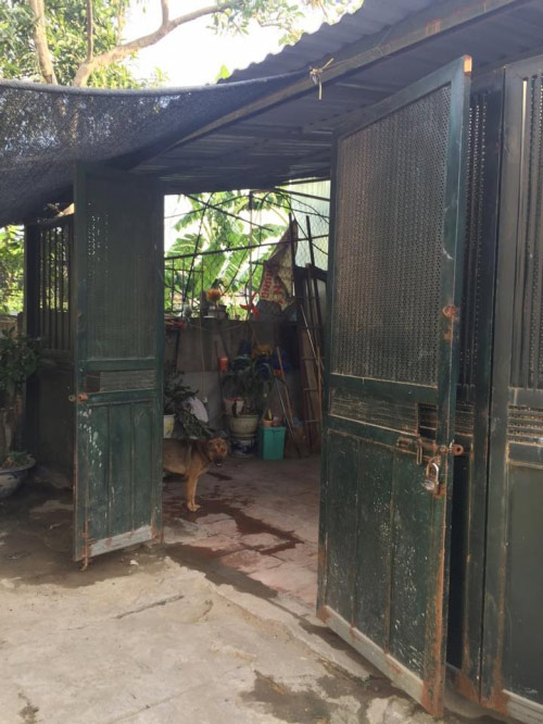 Nh&agrave; nằm lọt s&acirc;u v&agrave;o ng&otilde; nhỏ v&agrave; kh&ocirc;ng được đ&aacute;nh s&ocirc;́