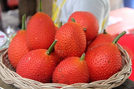 Đ&aacute;nh bay ung thư da nhờ ăn gấc thường xuy&ecirc;n