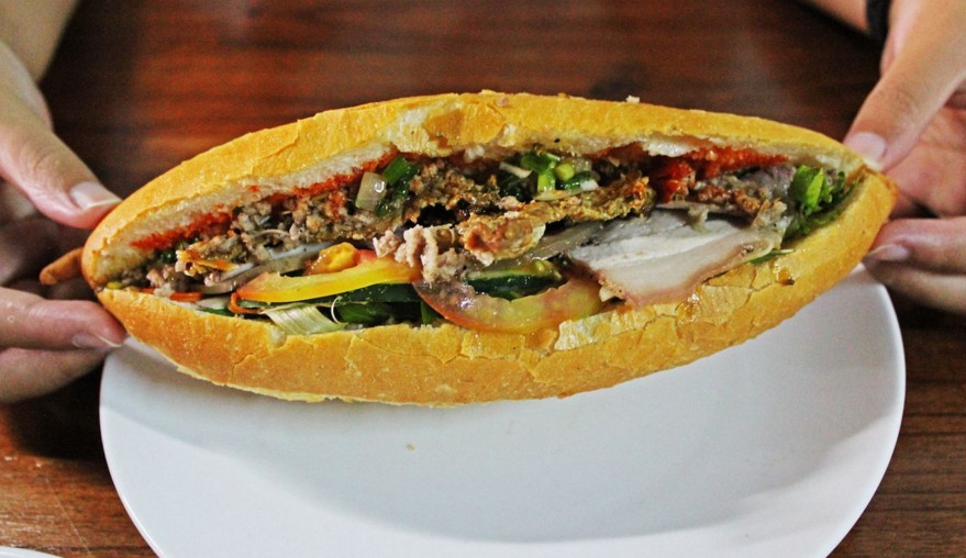 Tiệm bán bánh mì Thuận Ph&aacute;t tạm ngừng hoạt động
