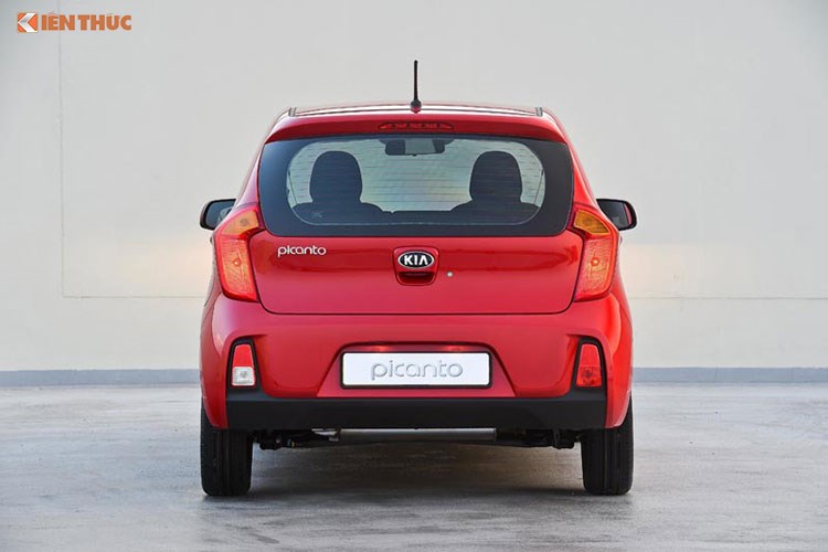 Tại thị trường Nam Phi, Kia Picanto 1.2 LS được giới thiệu với giá bán từ 139,995 ZAR, (khoảng 212 triệu đồng). Ảnh: Kiến thức