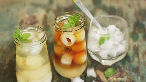 Lọ siro vải v&agrave; nước vải