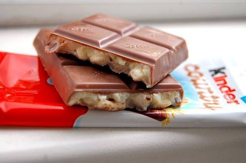 Ph&aacute;t hiện chất g&acirc;y ung thư trong socola Kinder