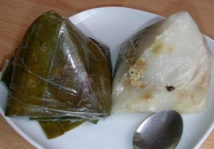 Bánh giò không còn xa lạ với nhiều người nhưng Bến Hiệp được coi là thứ bánh giò cực ngon và cực hấp dẫn khiến nhiều người ăn một lần rồi nhớ mãi. Đặc biệt loại bánh giò này bạn có ăn nhiều cũng không cảm thấy ngán, có thể ăn thay cơm, ăn lót dạ, ăn đổi bữa được,...  Hiện nay với mẫu mã đẹp mắt, chất lượng tuyệt vời nên bánh giò Bến Hiệp hiện đang khẳng định thương hiệu trên thị trường trong và ngoài nước.
