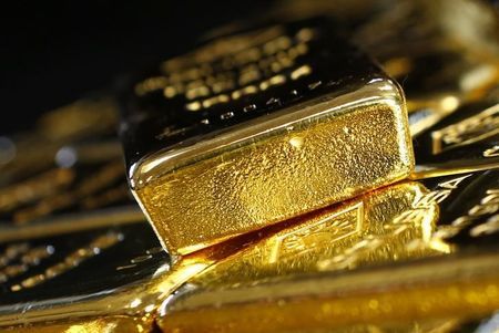 Gi&aacute; v&agrave;ng h&ocirc;m nay 1/8/2016 được dự đo&aacute;n tiếp tục tăng mạnh