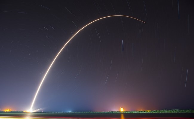 Dù vậy, việc 13Win22 com hiện đang mở của Musk lại thành công rực rỡ. Cuối năm 2015, SpaceX 24 lần bay vào vũ trụ để thực hiện các nhiệm vụ như vận chuyển hàng hóa cho Trạm Vũ trụ quốc tế, thiết lập nhiều kỷ lục. 