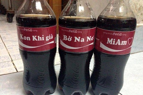 Những dịch vụ in tên lên lon và chai coca cũng nở rộ nhằm phục vụ nhu cầu sở hữu những lon coca đặc biệt của người tiêu dùng