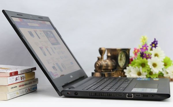 Dell Inspiron 3542 l&agrave; mẫu laptop gi&aacute; rẻ c&oacute; cấu h&igrave;nh mạnh mẽ với card đồ họa rời Geforce 820M