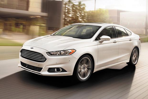 Ford Fusion 2014 l&agrave; mẫu &ocirc; t&ocirc; gi&aacute; rẻ sở hữu thiết kế s&agrave;nh điệu