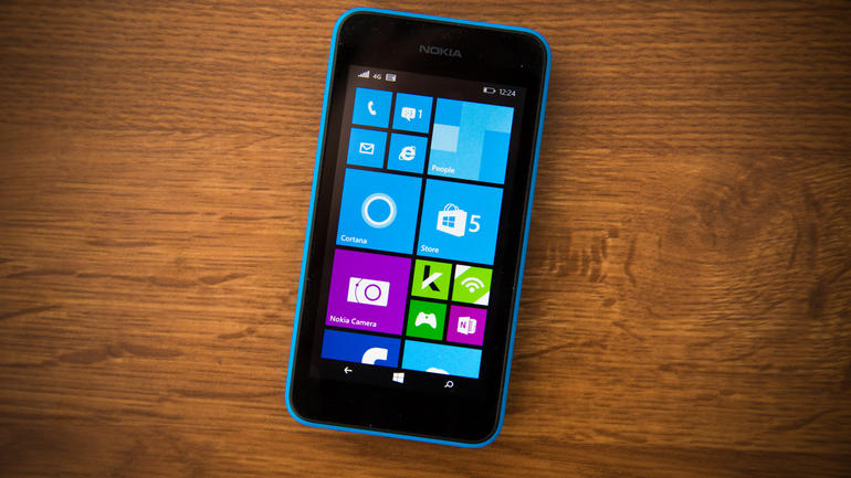 Lumia 530 chạy hệ điều h&agrave;nh Windows Phone 8.1 c&oacute; mức gi&aacute; rẻ nhưng sở hữu nhiều t&iacute;nh năng d&agrave;nh cho c&aacute;c sinh vi&ecirc;n