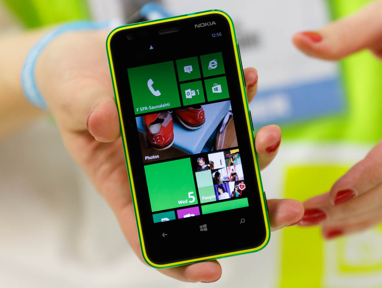 Nokia Lumia 620 l&agrave; sự lựa chọn tuyệt vời trong ph&acirc;n kh&uacute;c smartphone gi&aacute; rẻ d&agrave;nh cho ph&aacute;i đẹp