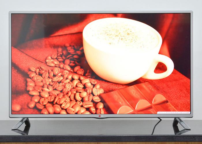 Mua tivi led gi&aacute; rẻ LG 42LB582T với thiết kế hiện đại, sang trọng, tinh tế