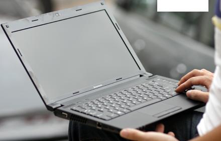 Laptop gi&aacute; rẻ dưới 9 triệu đồng Lenovo Ideapad B460 được trang bị m&agrave;n h&igrave;nh nền LED