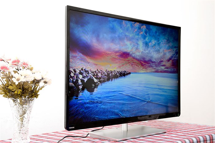 Smart Tivi LED Toshiba 39L430 c&oacute; thiết kế thanh tho&aacute;t, ấn tượng