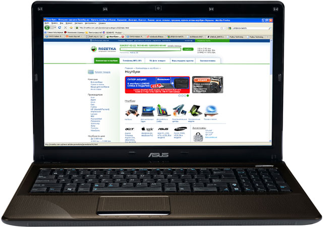 Asus X52F có màn hình lớn, cho phép hiển thị hình ảnh với độ nét cao, sống động