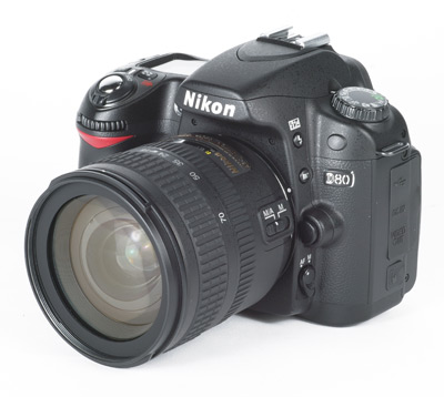 M&aacute;y ảnh DSLR gi&aacute; rẻ Nikon D80 ph&ugrave; hợp với những người mới bắt đầu lẫn những nhiếp ảnh gia chuy&ecirc;n nghiệp
