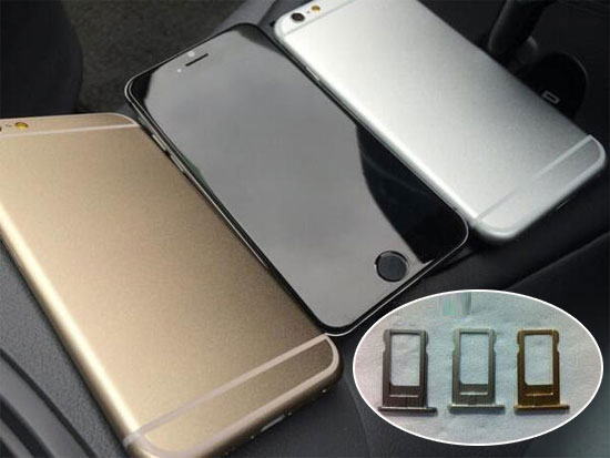 Cần gạt chế độ im lặng và khay SIM trong bộ ảnh rò rỉ iPhone 6 cho thấy thiết kế các bộ phận này không khác biệt nhiều so với iPhone 5s hay iPhone 4/4s. Kích thước khay SIM cho thấy máy sẽ dùng micro SIM. Nhìn vào 3 khay SIM, bạn có thể thấy nó được bo tròn giống với thiết kế bị lộ của iPhone 6.