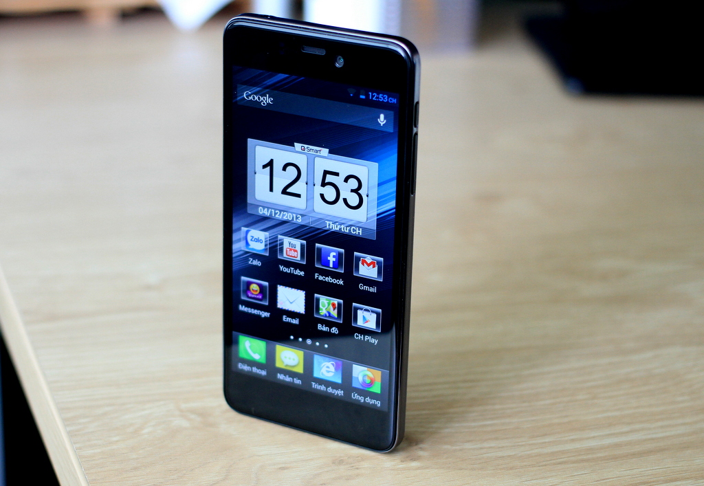Q-Mobile Q Smart Dream S1 l&agrave; một trong top 10 smartphone gi&aacute; rẻ m&agrave;n h&igrave;nh lớn