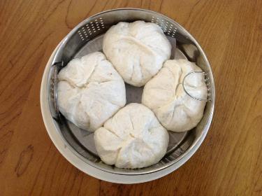 nặn b&aacute;nh bao nh&acirc;n thịt
