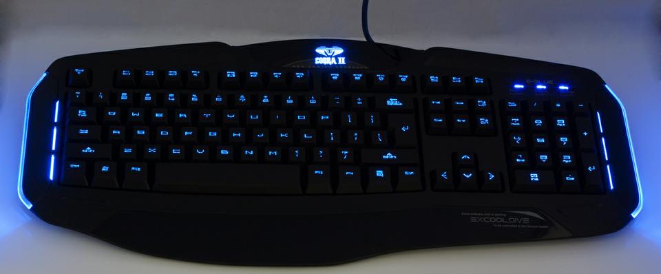 B&agrave;n ph&iacute;m backlit rất hữu dụng với những game thủ th&iacute;ch chơi game v&agrave;o ban đ&ecirc;m v&agrave; c&aacute;c game thủ th&iacute;ch thời trang.
