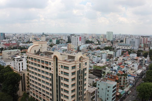 Cần c&oacute; nhiều giải ph&aacute;p thiết thực để giải quyết những bất cập v&agrave; nghịch l&yacute; của thị trường bất động sản hiện nay