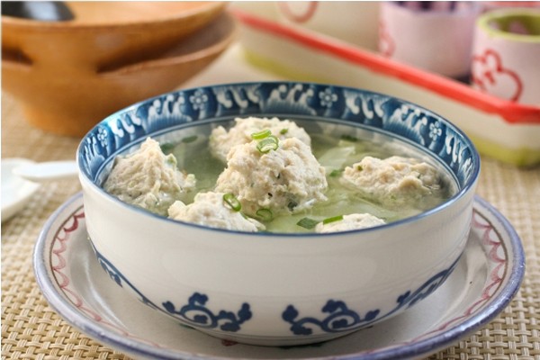 Chi&ecirc;m ngưỡng th&agrave;nh quả của ch&uacute;ng m&igrave;nh nh&eacute;! M&oacute;n canh bắp cải thịt vi&ecirc;n n&agrave;y ăn với cơm trắng th&igrave; c&ograve;n g&igrave; bằng!