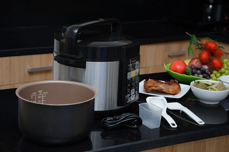Chọn mua nồi &aacute;p suất điện đạt chuẩn với nh&atilde;n hiệu nổi tiếng, dung t&iacute;ch vừa đủ