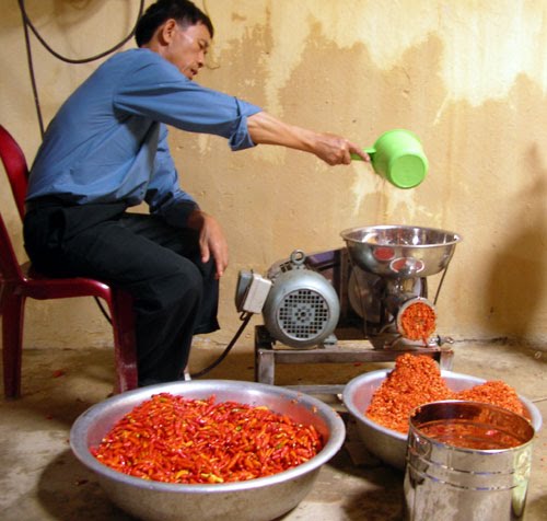 Cảnh b&aacute;o tương ớt bẩn t&aacute;i đổ bộ v&agrave;o thị trường