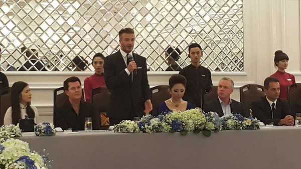 Tóc Tiên sẽ là người đồng hành cùng Beckham trong suốt sự kiện.