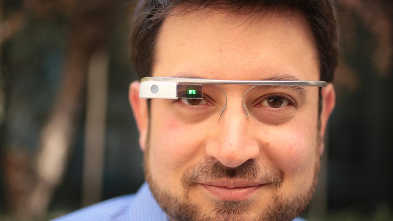 D&ugrave;ng Google Glass g&acirc;y mỏi mắt đau đầu nếu d&ugrave;ng l&acirc;u