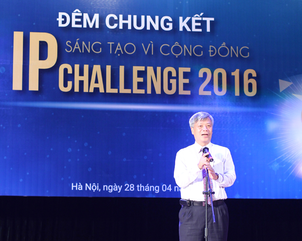 Thứ trưởng Trần Việt Thanh ph&aacute;t biểu khai mạc đ&ecirc;m chung kết