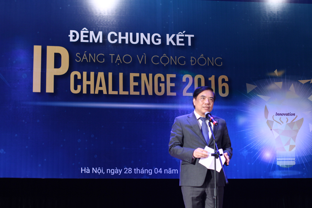 &Ocirc;ng B&ugrave;i Anh Tuấn - Hiệu trưởng trường Đại học Ngoại thương ph&aacute;t biểu