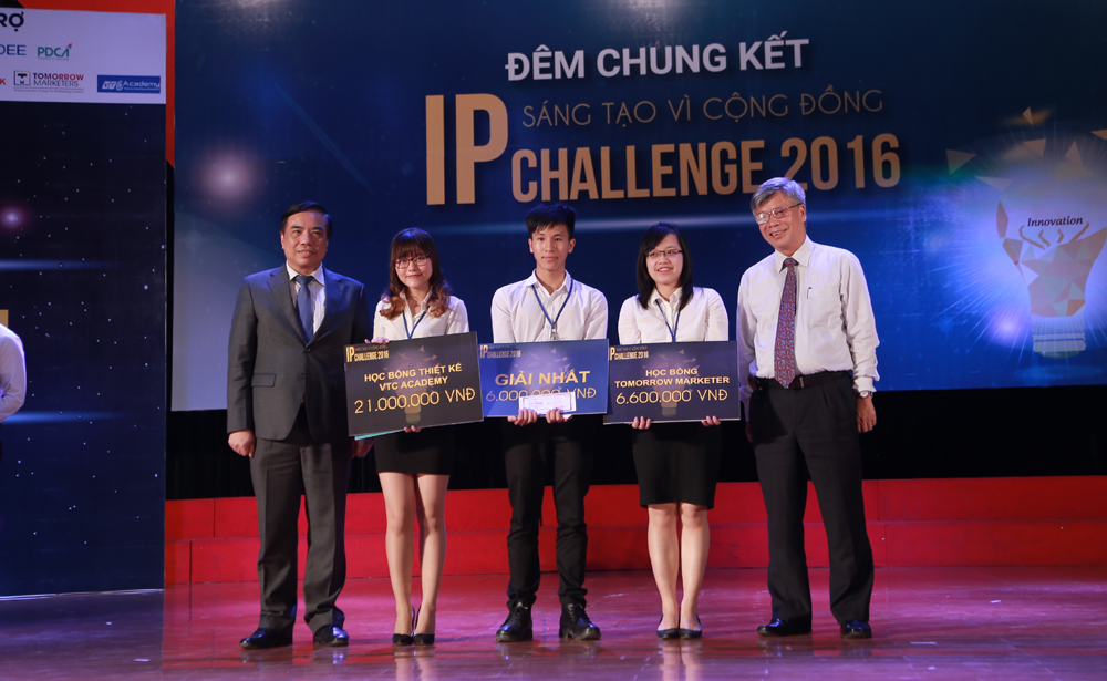 Đội Sia đăng quang vị tr&iacute; qu&aacute;n qu&acirc;n IPChallenge 2016