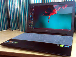 Lap top Lenovo G500S dưới 10 triệu đồng l&agrave; phi&ecirc;n bản gi&aacute; rẻ hơn so với mẫu G500.