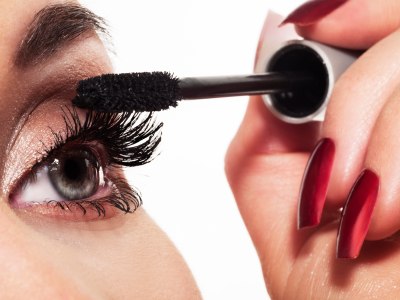 Cách chải mi với mascara đúng cách và đẹp