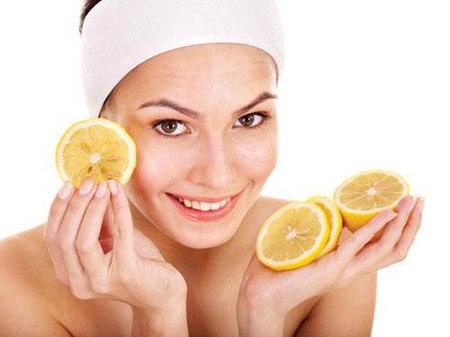 Nguy&ecirc;n liệu tự nhi&ecirc;n gi&uacute;p c&aacute;c chị em sở hữu da mặt trắng s&aacute;ng.
