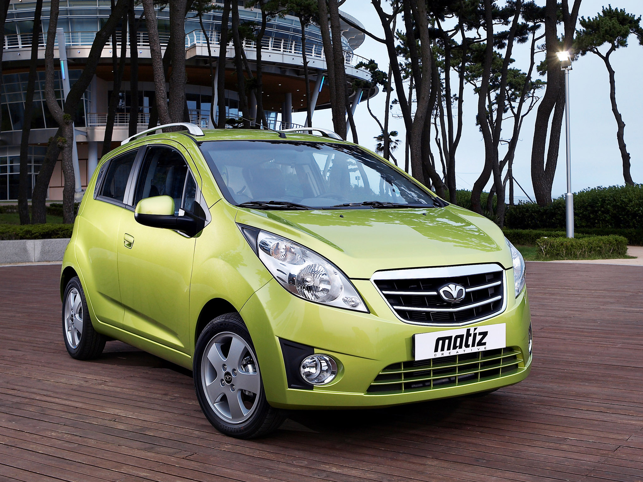 &Ocirc; t&ocirc; gi&aacute; rẻ tiết kiệm nhi&ecirc;n liệu Daewoo Matiz đời 2004 đến 2009 c&oacute; mức gi&aacute; dao động từ 130 đến 180 triệu đồng