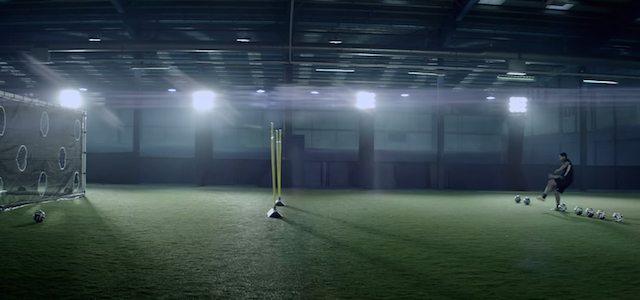 chiến dịch quảng c&aacute;o cho World Cup của Adidas